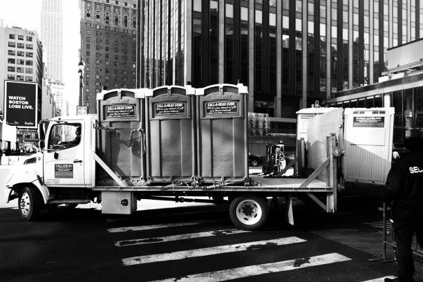 Best Porta potty delivery and setup  in Dayton, TX